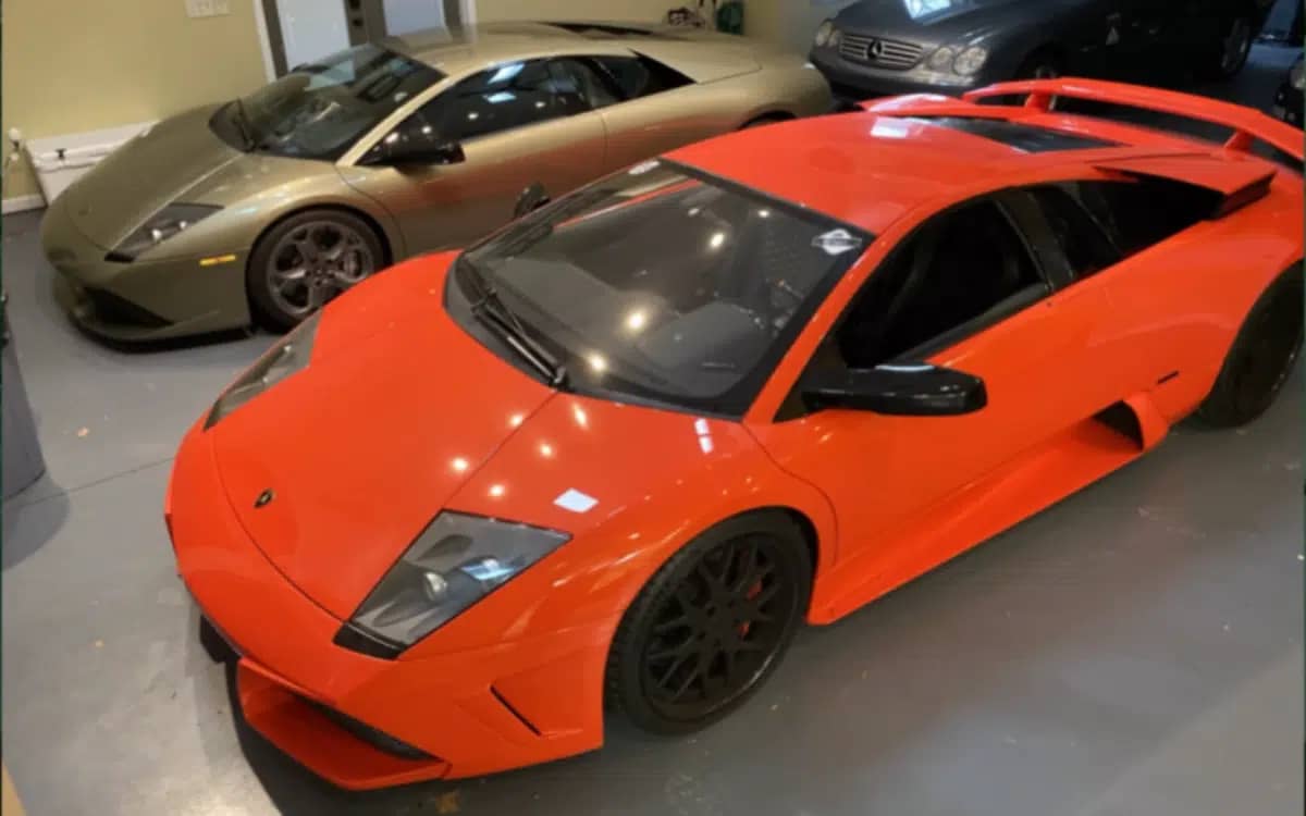 run-in-with-the-worst-and-cheapest-lambo-on-earth