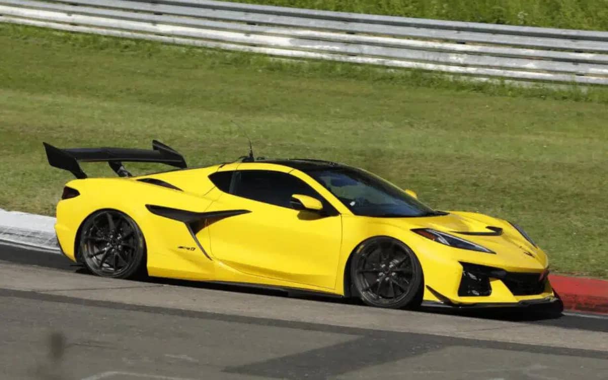 chevys-new-corvette-zr1x-nurburgring