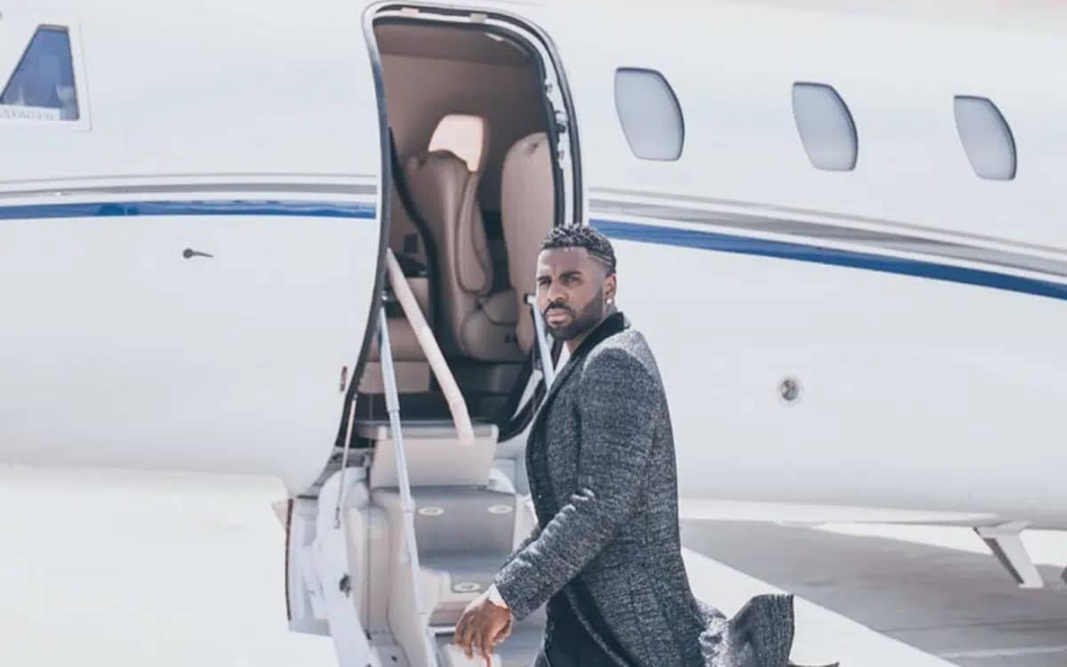 jason-derulo-finally-buys-private-jet