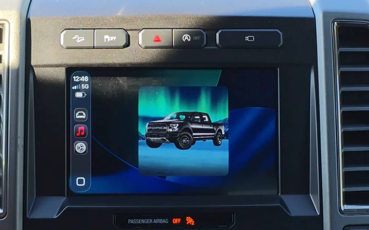 apple-carplay-latest-update-ios-26-dashboard-sidecar