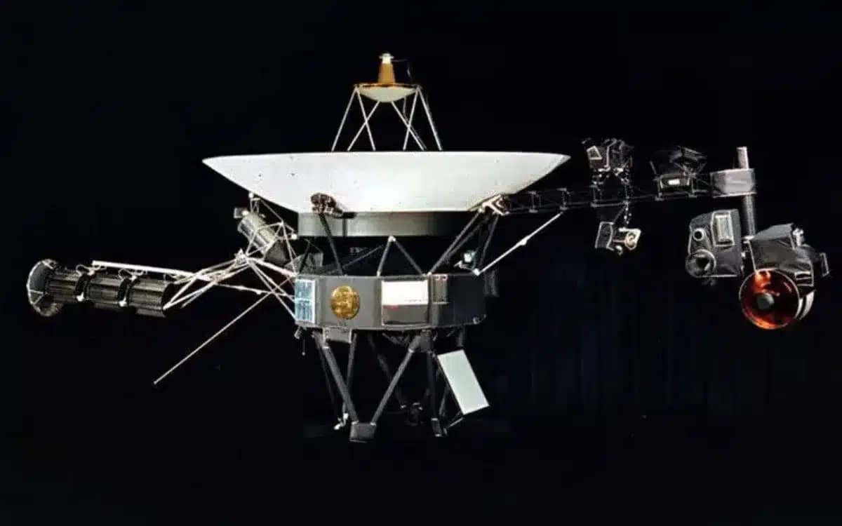 Voyager 1 is such an incomprehensible distance away from Earth that it's difficult to even think about