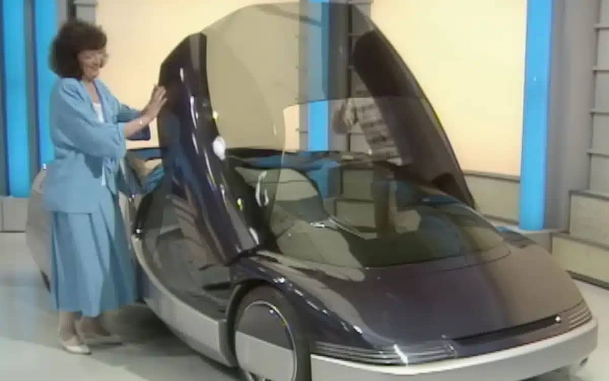 1986 TV program made surprisingly accurate prediction about what driving cars would be like today