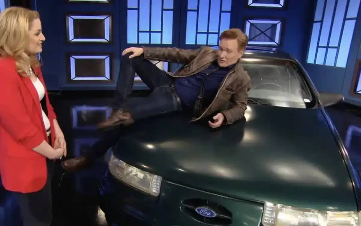 conan-obrien-still-owns-his-famous-1992-ford-taurus