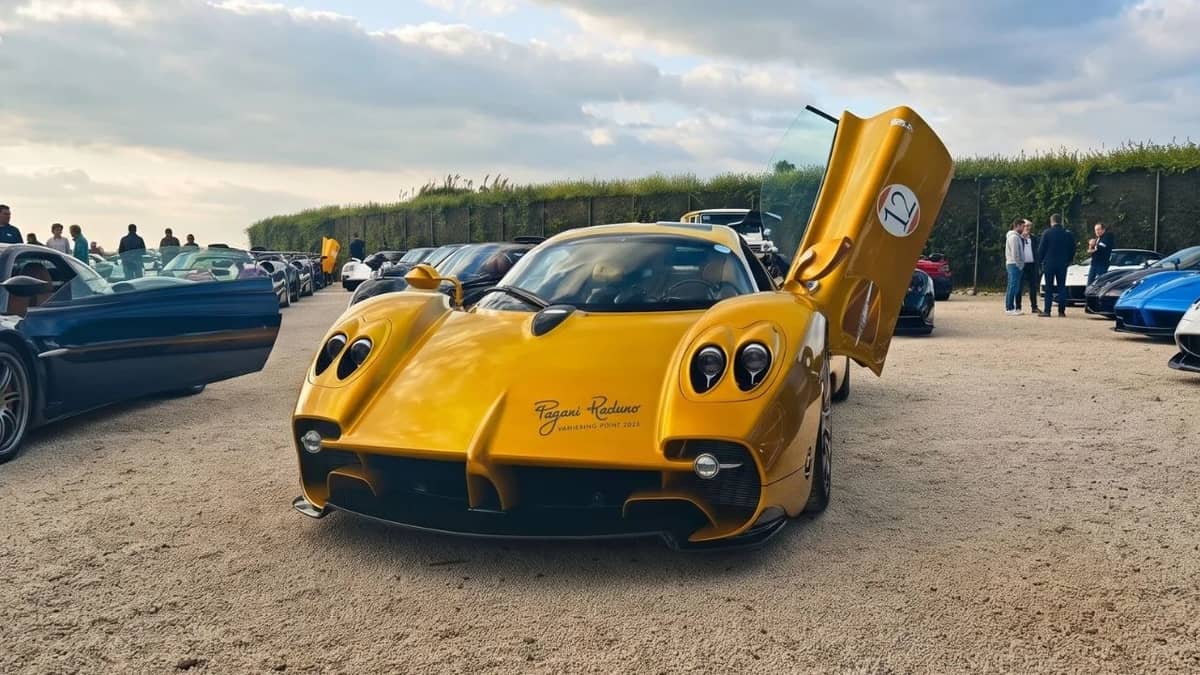 florida-man-pagani-utopia-paint-moon-rock-gold-shaving
