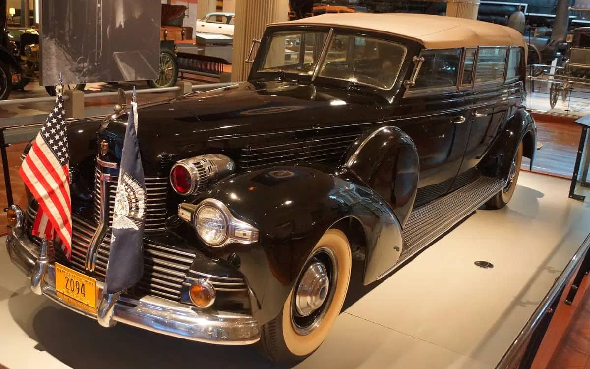 five-legendary-ford-classics-that-transported-us-presidents-and-left-a-mark-on-history