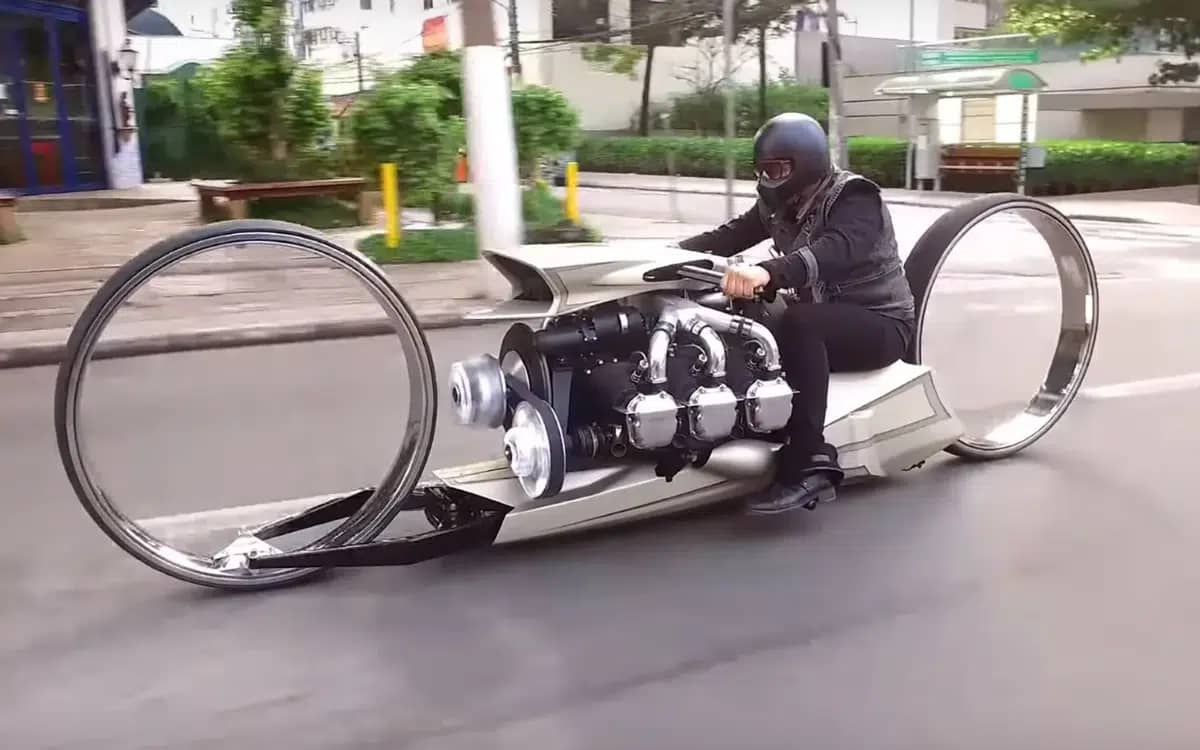 daredevil-adds-plane-engine-to-custom-motorbike-and-just-listen-to-the-sound