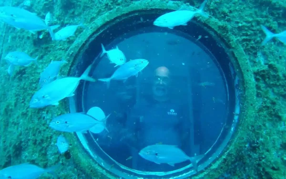 man-lived-underwater-120-days-world-record