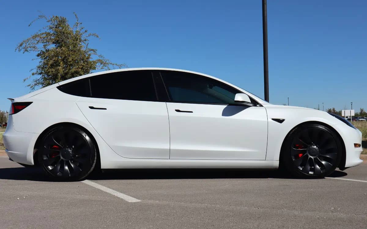 michigan-man-breaks-down-costs-of-charging-tesla-compared-to-gas-reveals-savings
