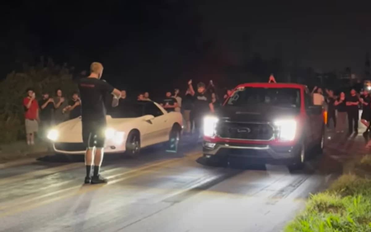 new-jersey-driver-1100-hp-ford-f-150-twin-turbo-street-racing
