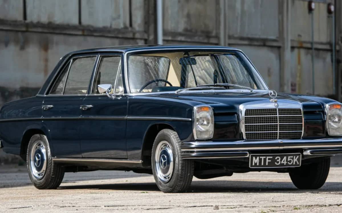 auction-the-jams-paul-weller-classic-1972-mercedes-rockstar-history