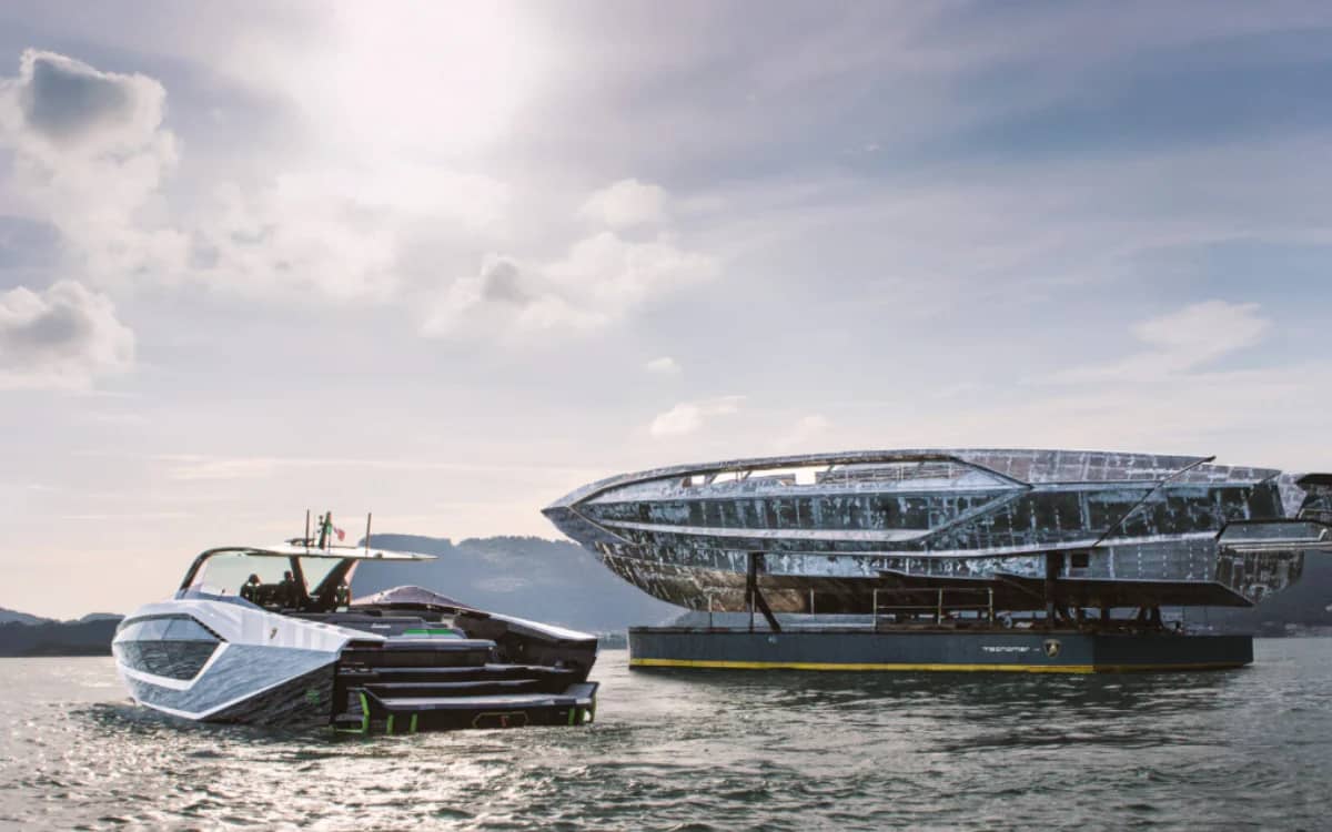 lamborghinis-101-ft-tecnomar-yacht-enters-outfitting