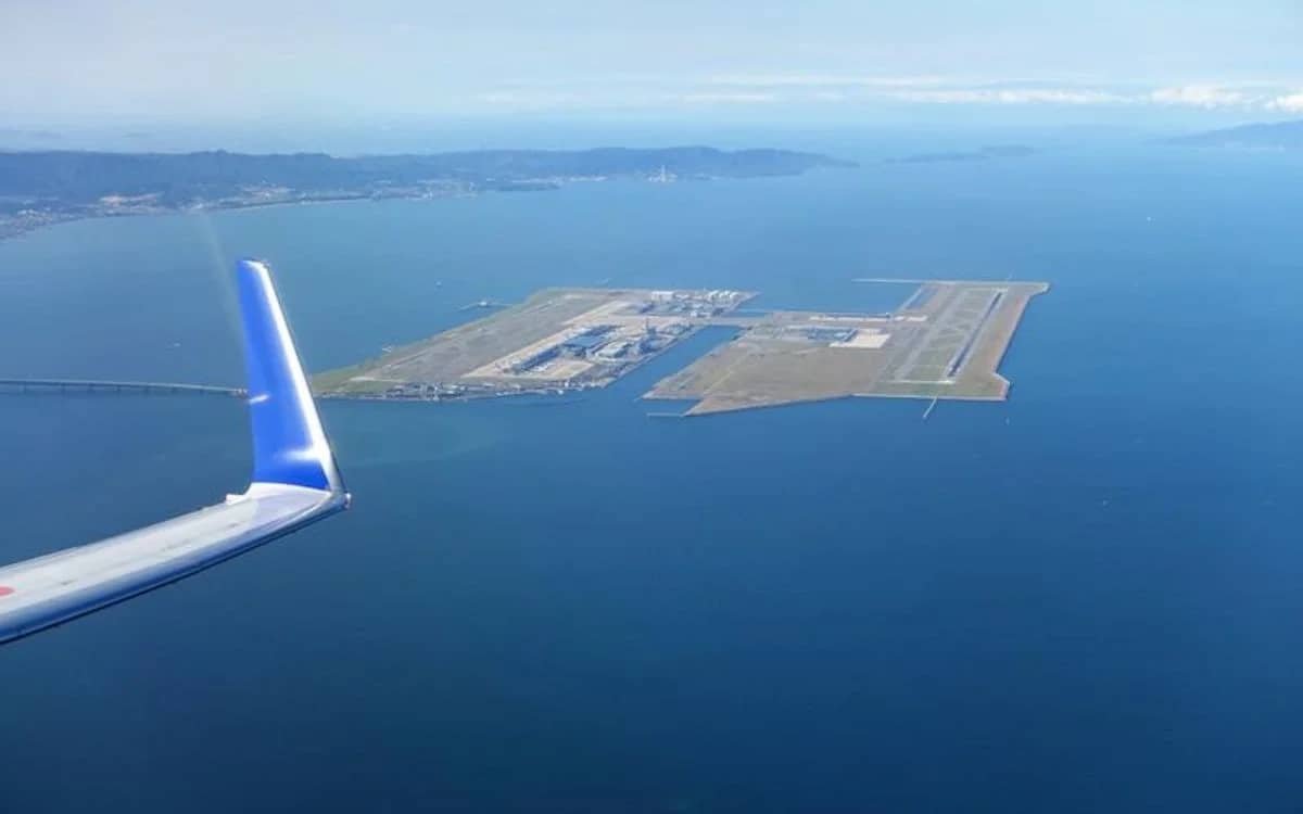 japans-trailblazing-offshore-airport-could-be-underwater-by-2056