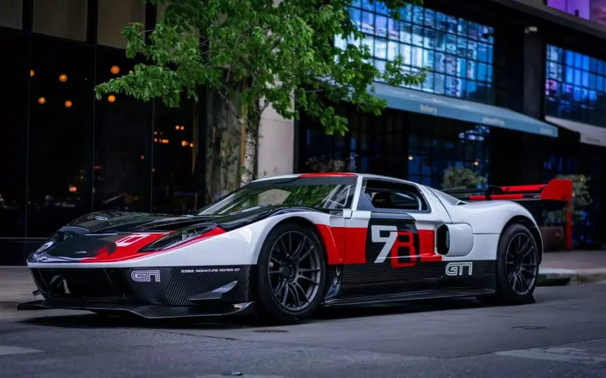 Company announces plans for a street-legal hypercar based on the first-generation Ford GT, with a possible $1.7 million price tag