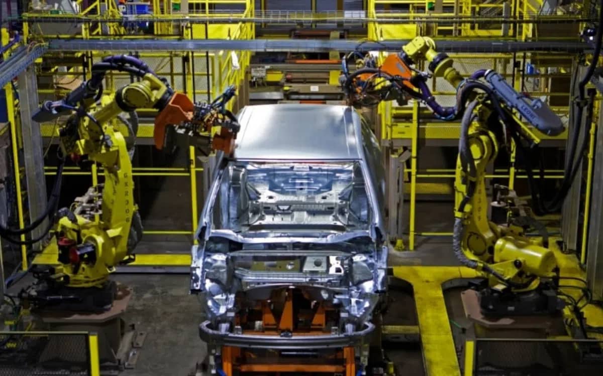 ford-discontinued-a-model-so-popular-theres-a-farewell-website-for-it