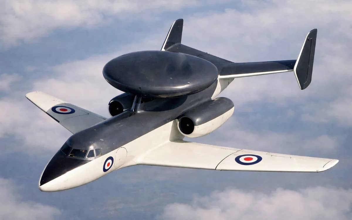 britain-secret-plan-business-jet-to-spy-aircraft-rival-america