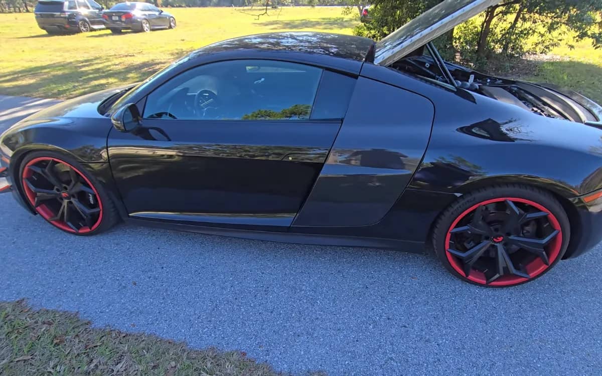 florida-mans-smoking-auction-audi-r8-feels-violent-to-drive