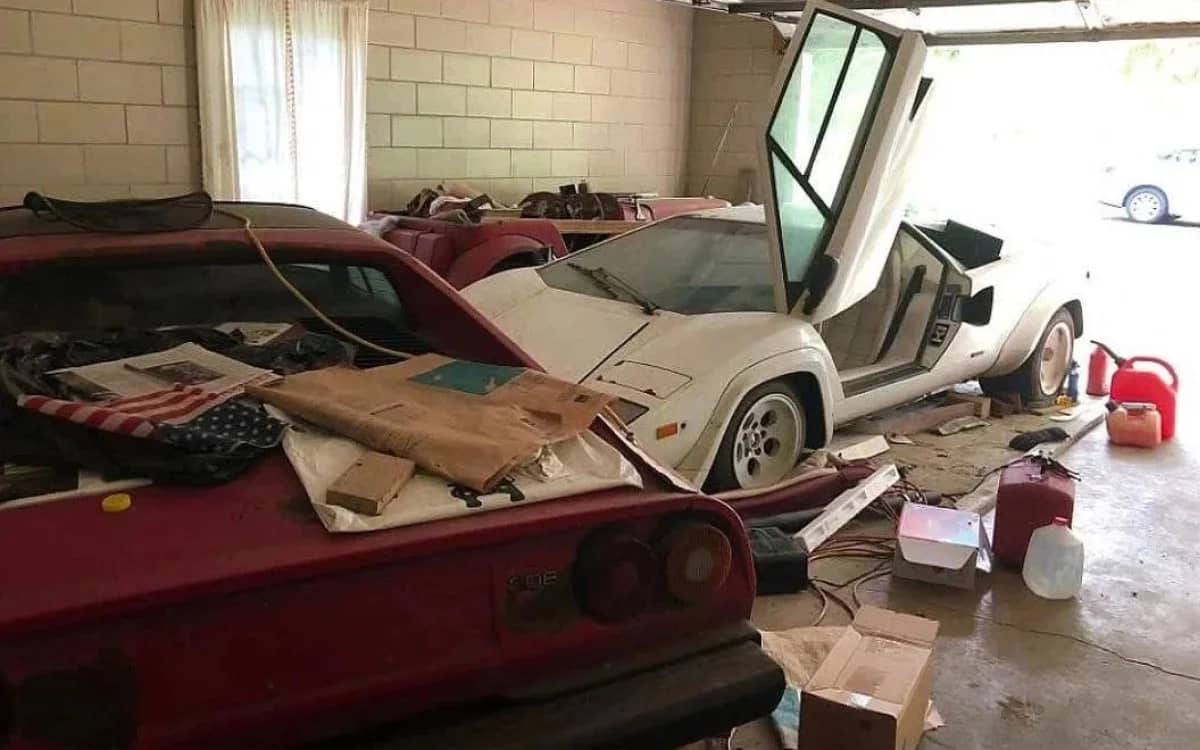 abandoned-lamborghini-countach-ferrari-308-gts-found-in-garage