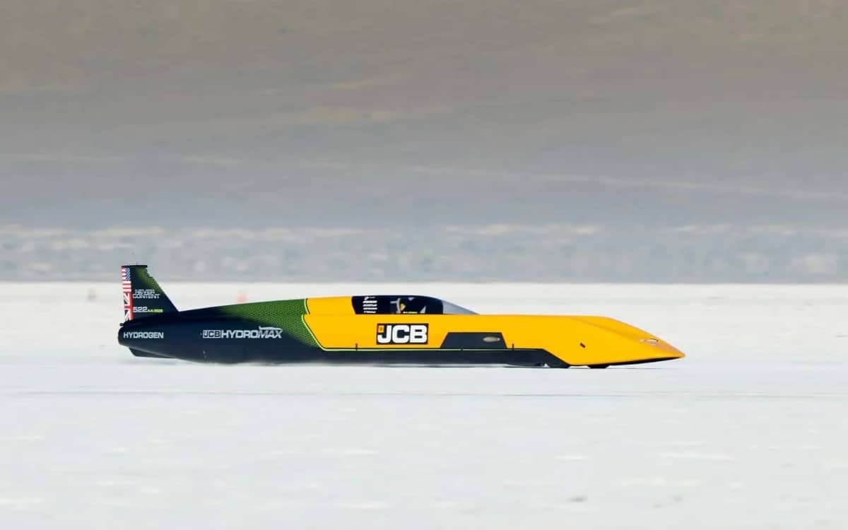 Man who broke the sound barrier on land has set a brand new speed record with 1,600HP hydrogen vehicle