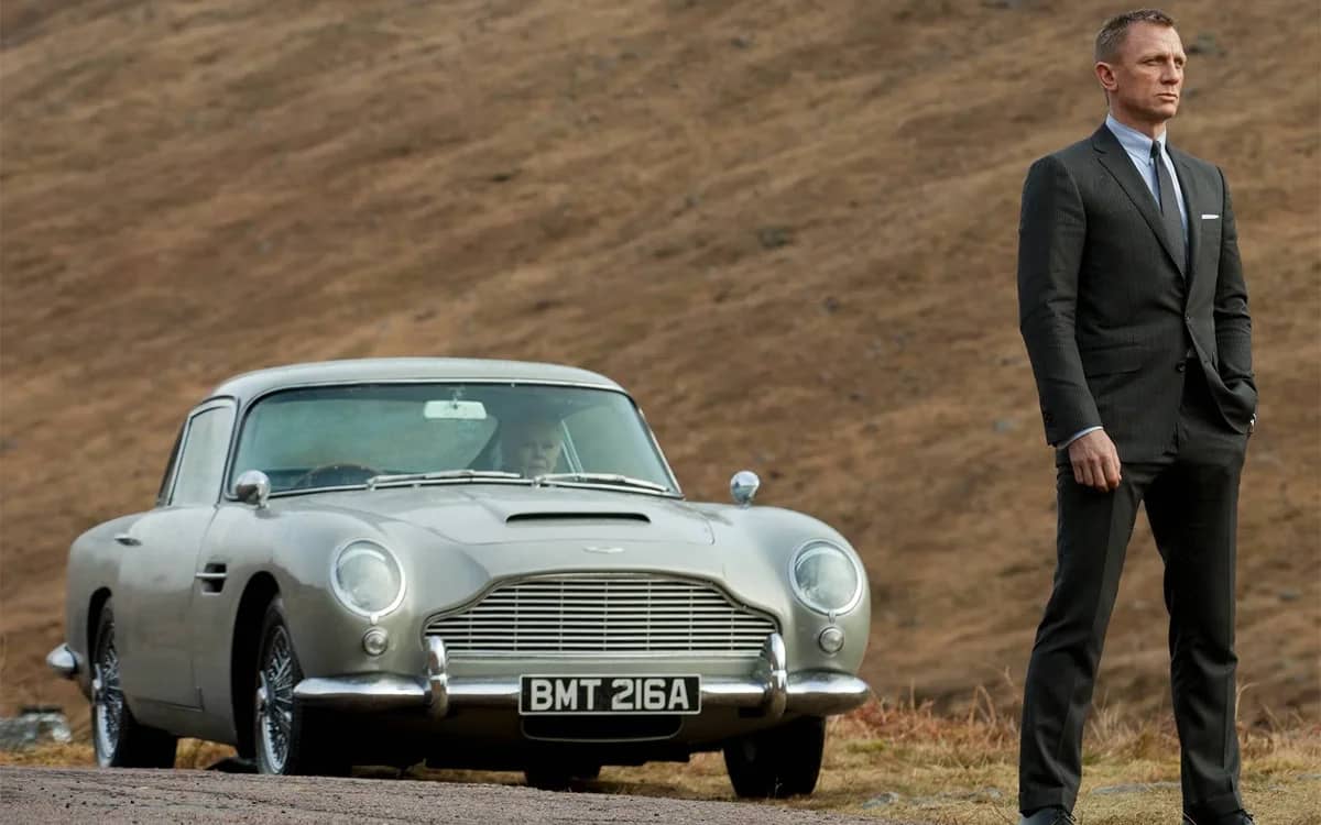 daniel-craigs-car-collection-james-bond-energy