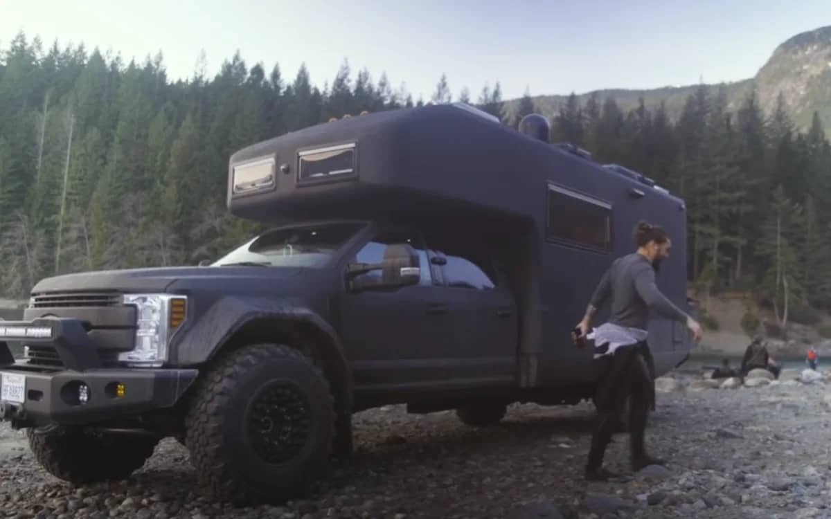 jason-momoa-lived-rv-states-banning