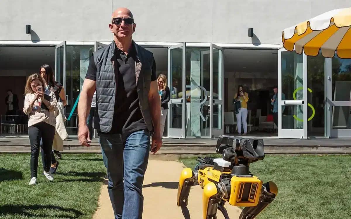 jeff-bezos-private-jets-and-supercars-how-long-to-go-broke