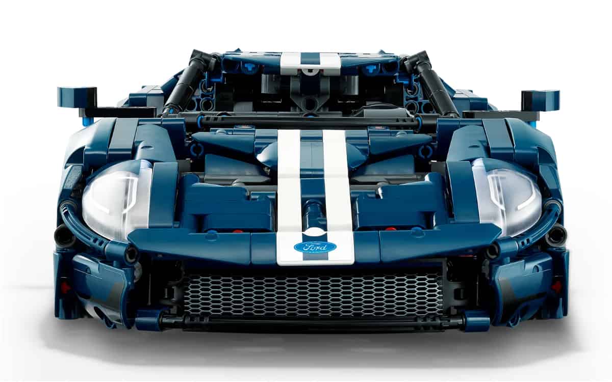 LEGO Technic reveals 1,466-piece 2022 Ford GT model set