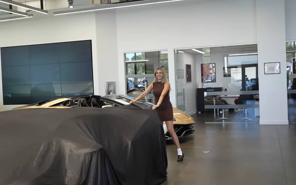 lamborghini-asked-to-see-california-womans-modified-aventador