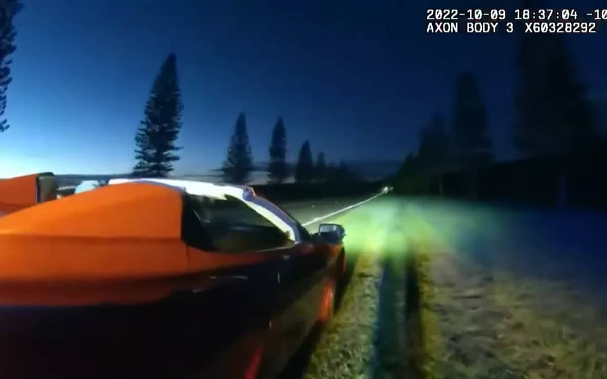 larry-ellison-speeding-ticket-driving-c8-corvette-own-island