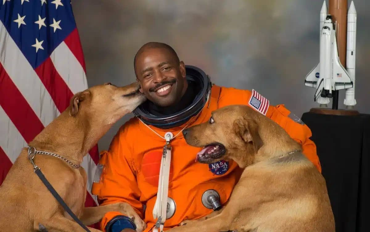 NASA astronaut claimed he saw something ‘alien-like’ while in space