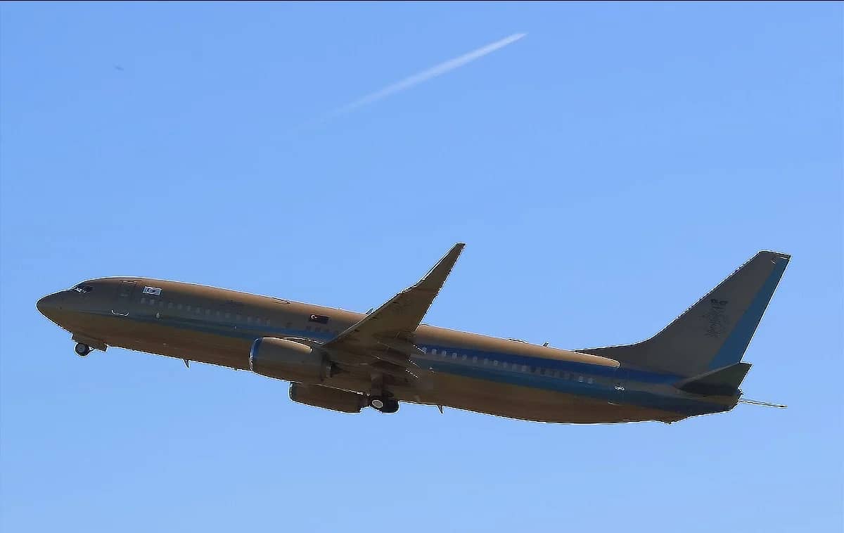 king-of-malaysia-car-and-private-jet-collection