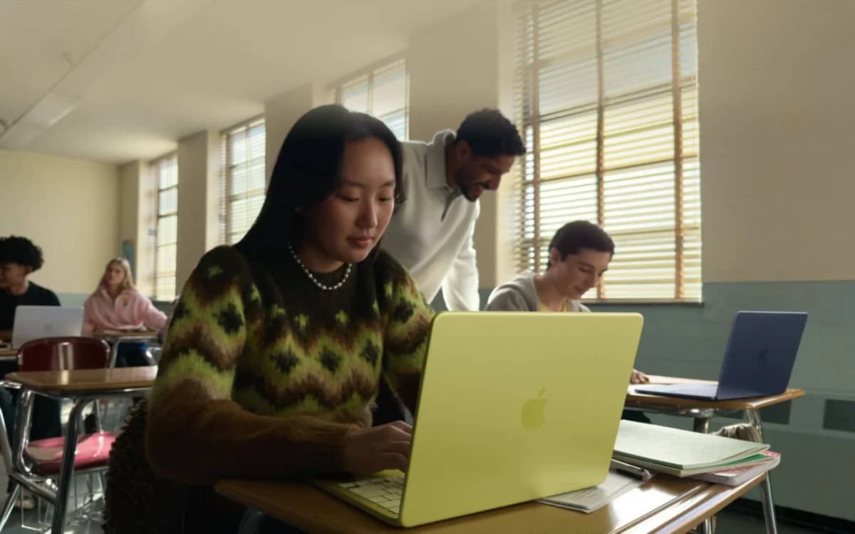 first-ever-macbook-neo-teardown