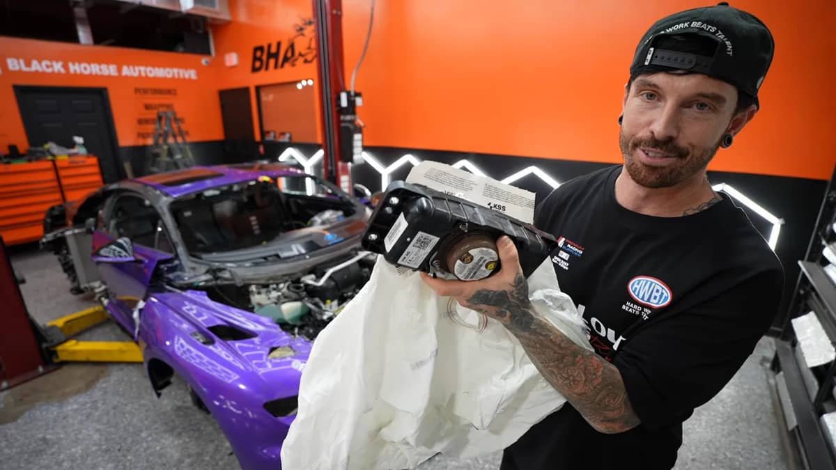 everything-we-know-mat-armstrongs-bugatti-chiron-pur-sport-rebuild