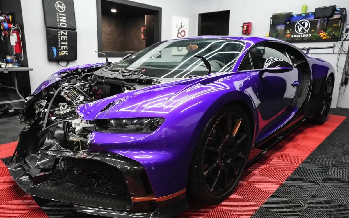 mat-armstrong-restarts-crashed-bugatti-chiron-pur-sport