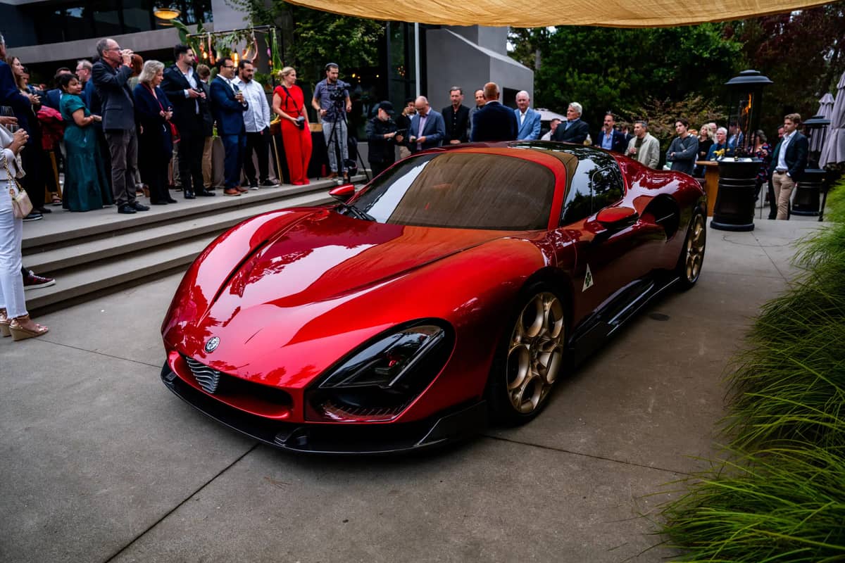 alfa-romeo-33-stradale-most-beautiful-car