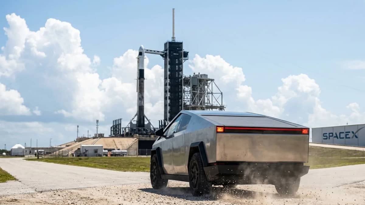 nasa-spacex-tesla-cybertrucks-safety-operation-integration