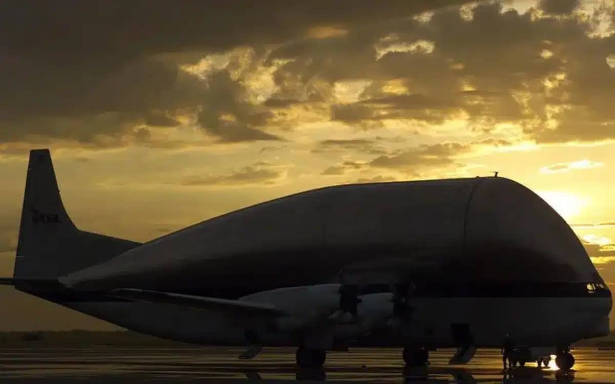 NASA’s Super Guppy landing in Arizona was totally atypical