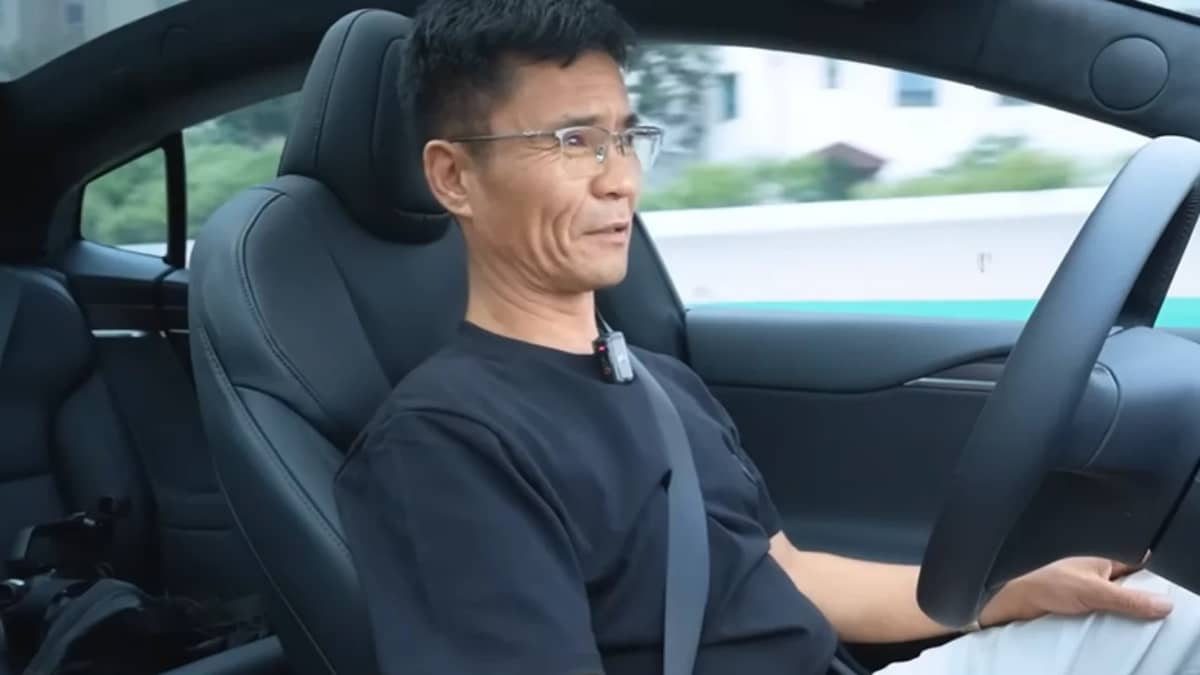 north-korean-bodyguard-kim-jong-un-tesla-self-driving