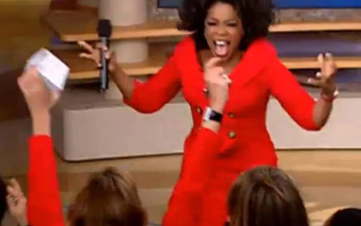 oprah-winfrey-8m-car-giveaway-surprise