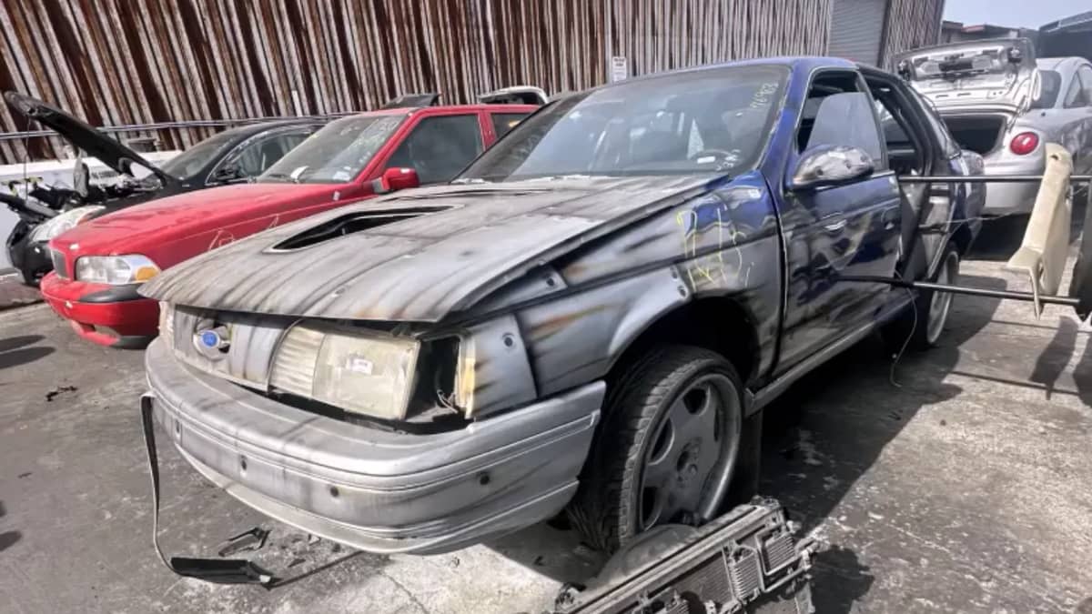 1989-ford-taurus-pimp-my-ride-california-junkyard