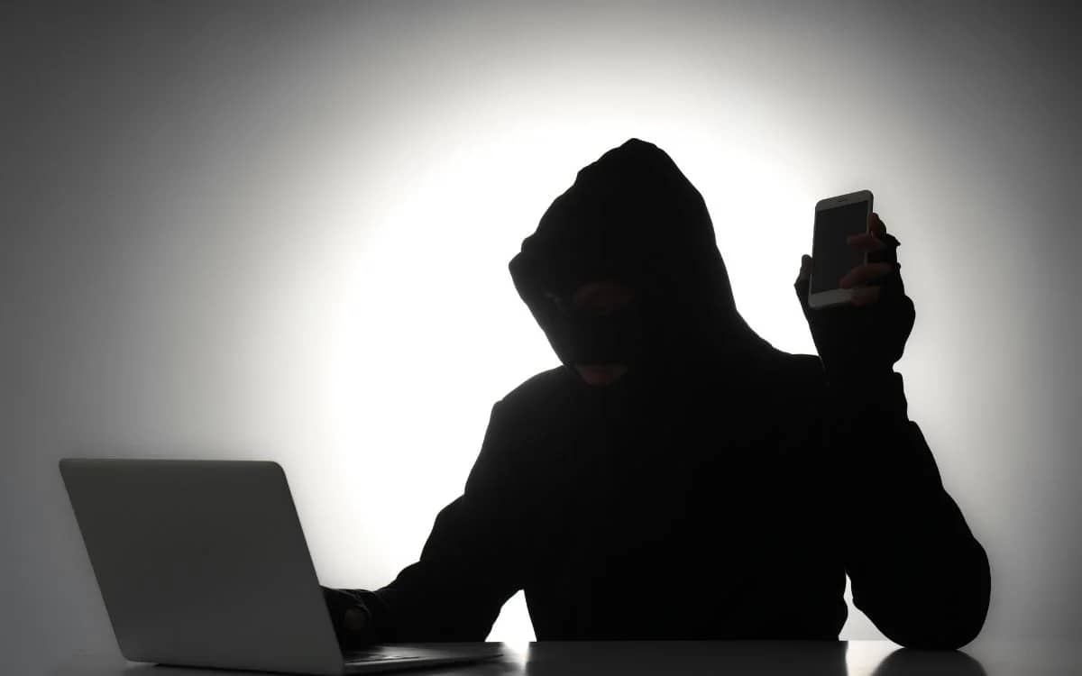 one-simple-clue-could-mean-your-phone-has-been-hacked