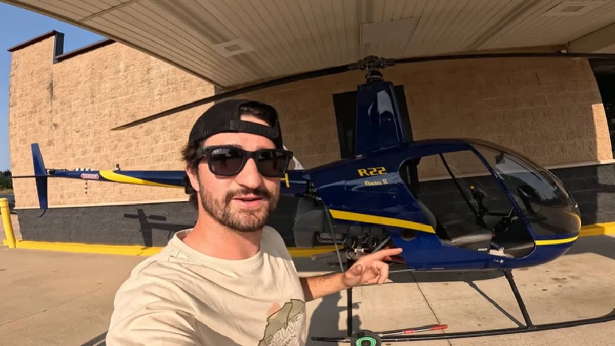 r22-helicopter-drive-thru-stunt
