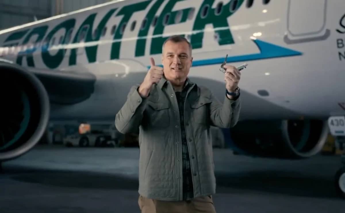 john-leonard-pepsi-points-fighter-jet-prize-frontier-airlines
