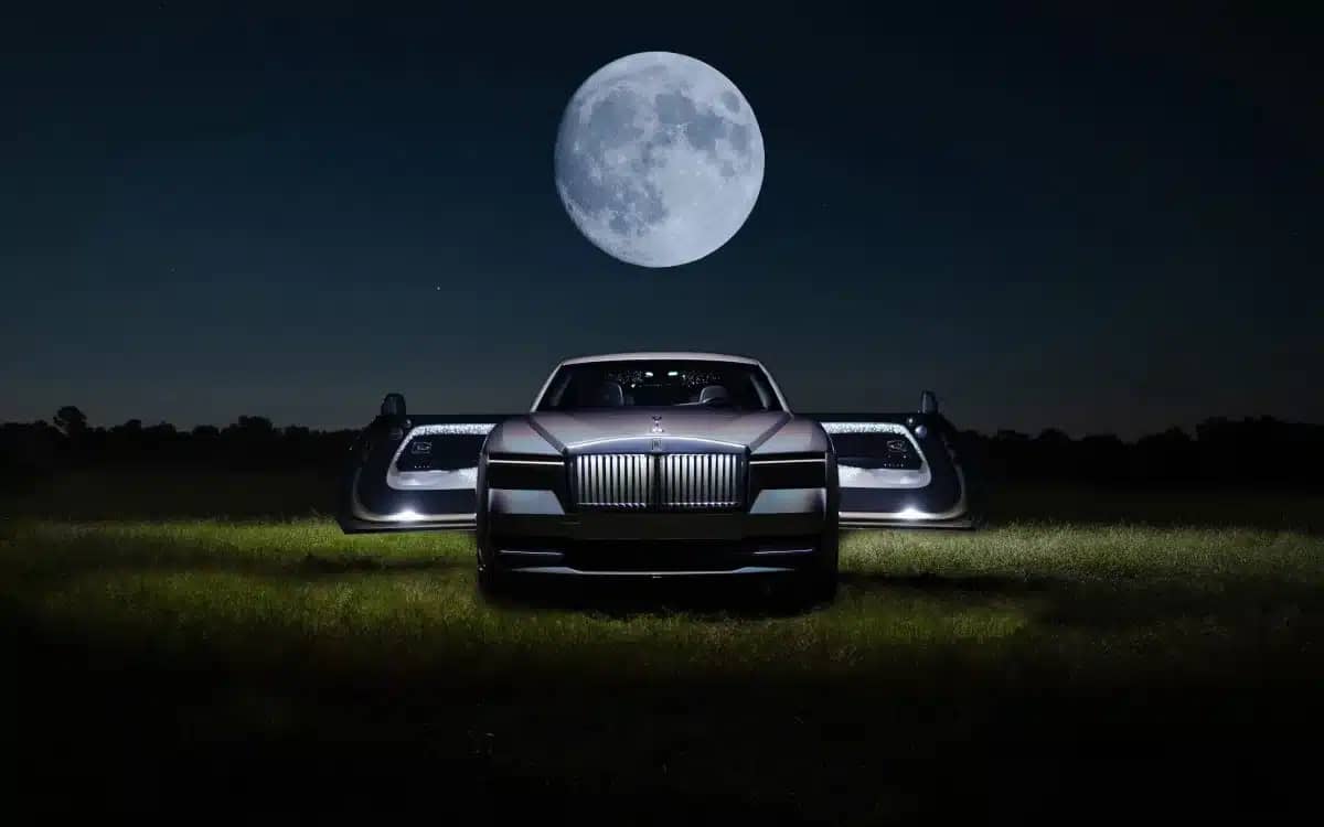 rolls-royce-spectre-lunaflair