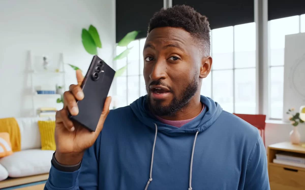 marques-brownlee-tests-samsung-trifold-price-apple-products