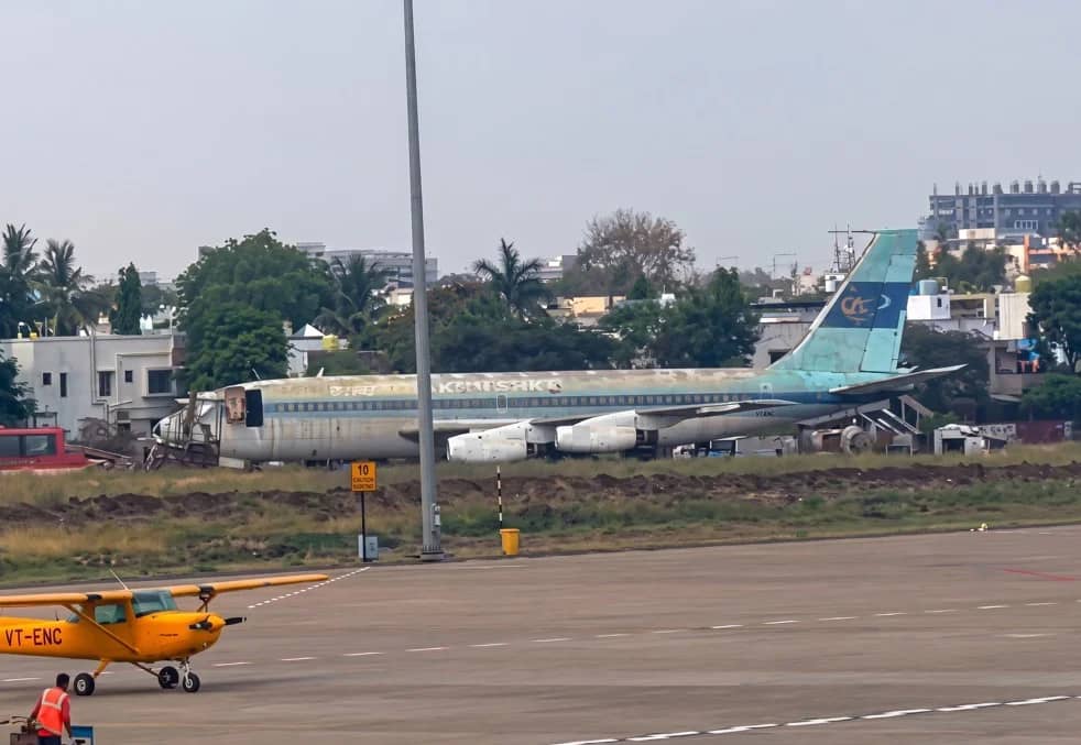 boeing-720s-nagpur-airport-aviation-history-abandoned-aircraft