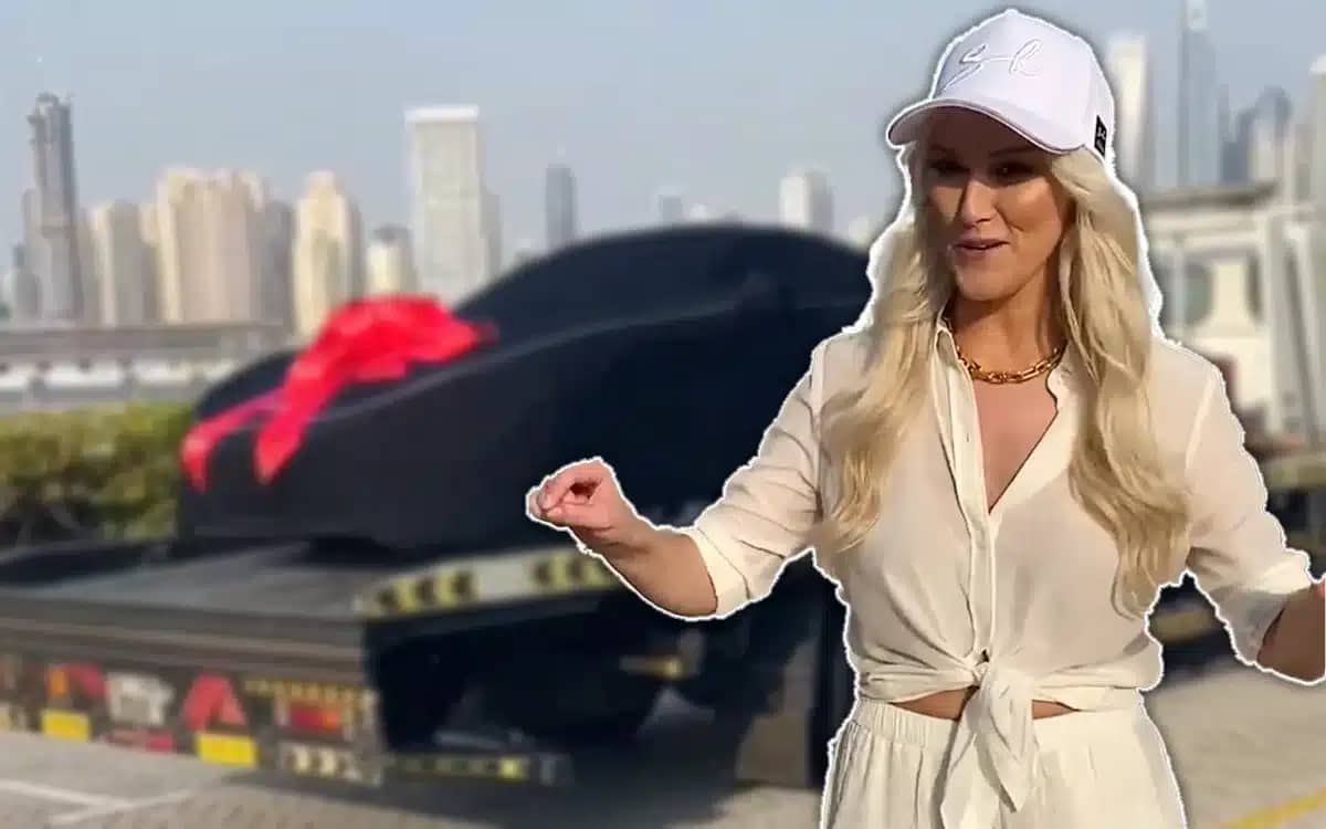 supercar-blondies-new-scary-ride-wrapped-in-a-bow