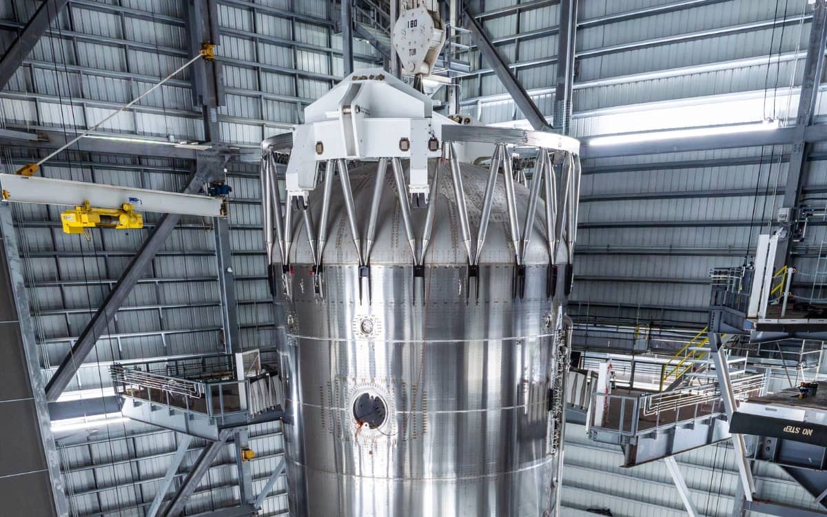 spacex-just-unveiled-the-version-3-starship-a-400ft-beast-with-enough-power-to-reach-mars