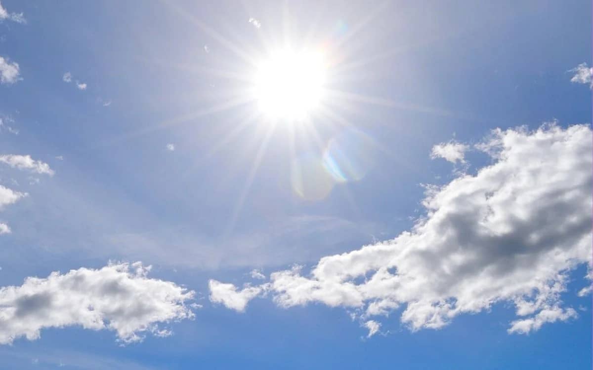 rechargeable-solar-battery-outperforms-lithium-ion-batteries