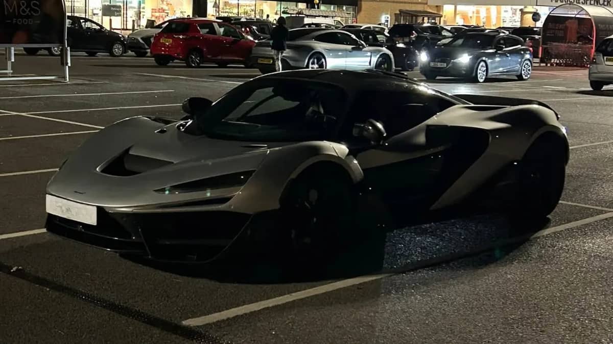 worlds-first-mclaren-w1-spotted-outside-tesco