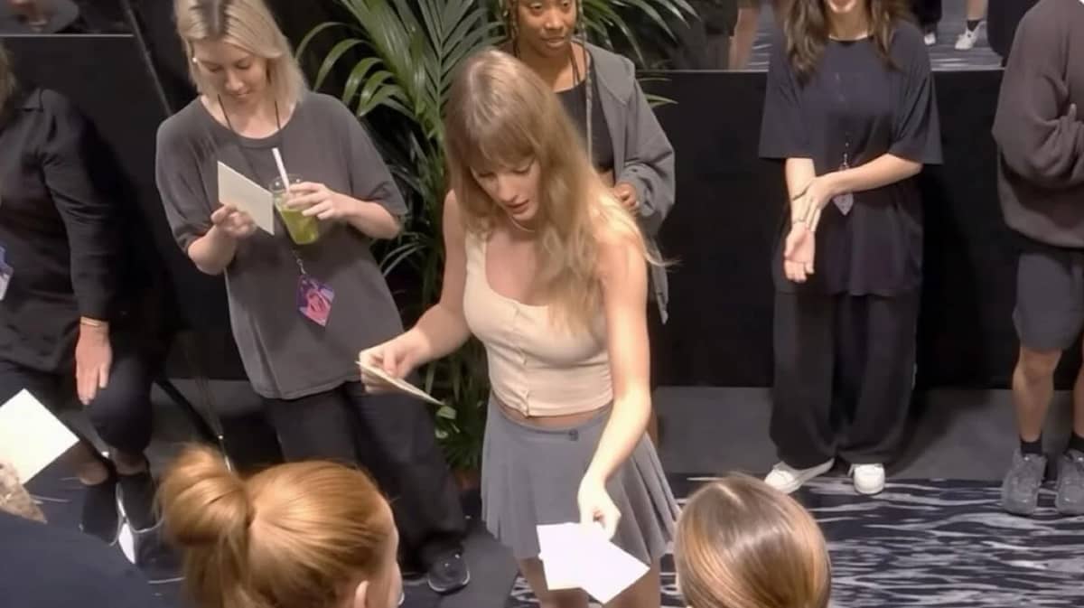 taylor-swift-eras-tour-crew-bonus-millions